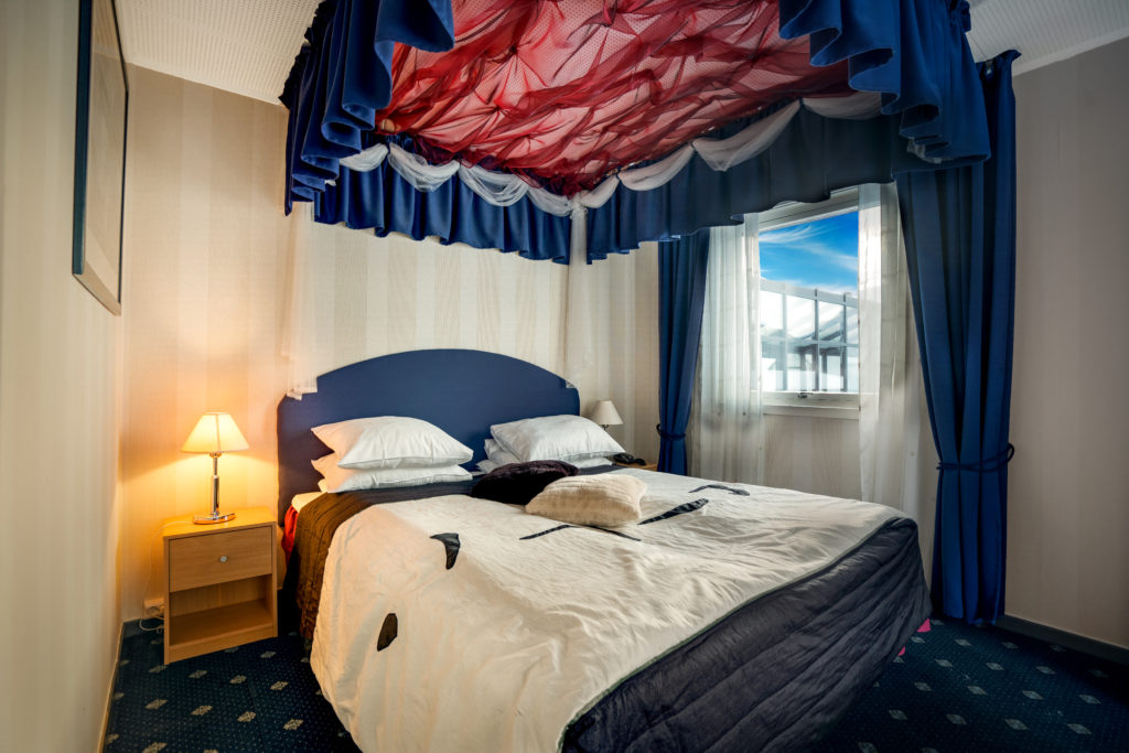 Welcome_inn_hotel_Lyngskroa_room_bedroom_bed_quality